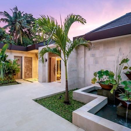 Villa White Lotus Ubud Esterno foto